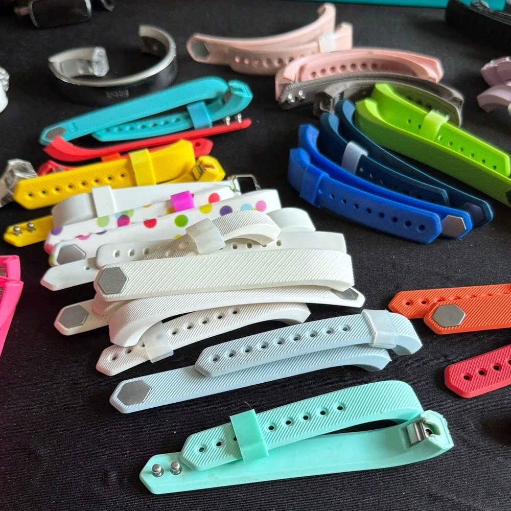 Unbranded Pink Replacement Wristband for Wearable Clips